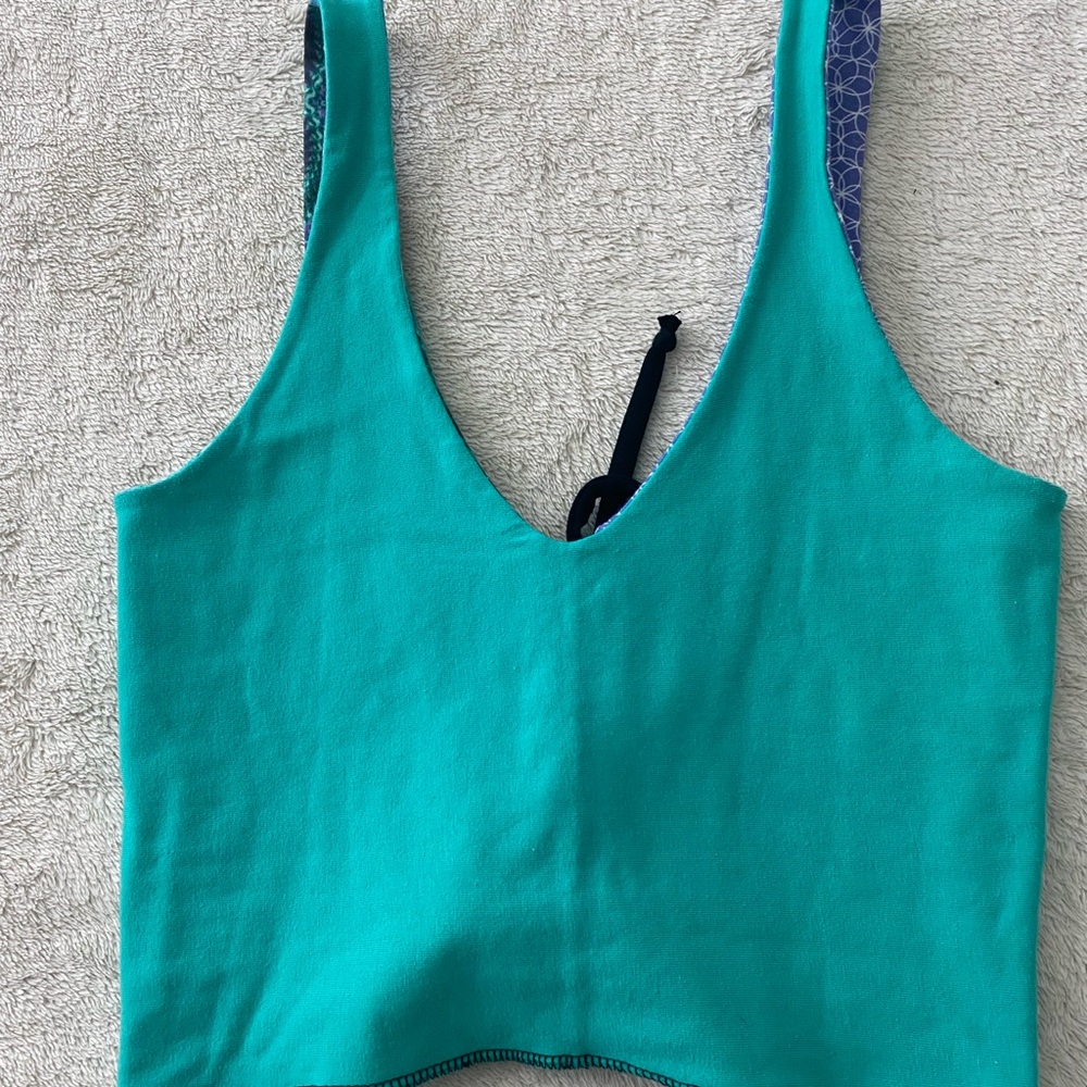 Reversible Purple and Green Patterned Tank Top - Picture 3 of 6